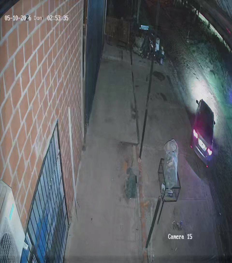 Buscan a delincuentes que robaron en una fábrica de Eldorado: piden recuperar una computadora con información importante 4